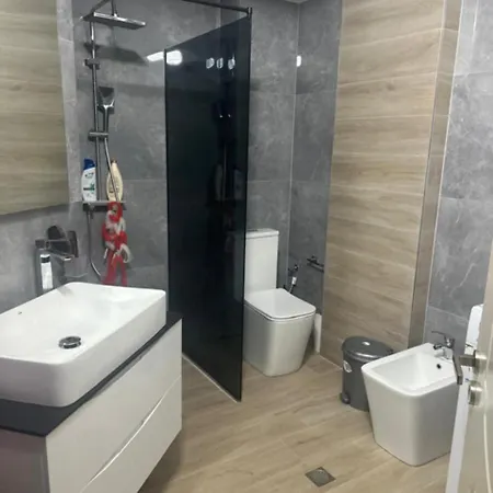 J&r Apartment Sarande