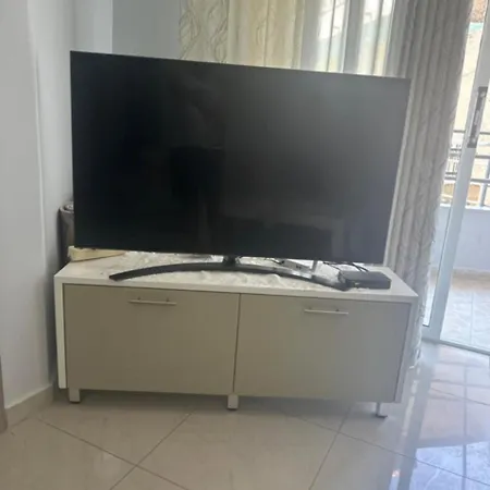 J&r Apartment Sarande