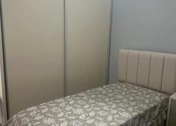 J&r Apartment Sarandë